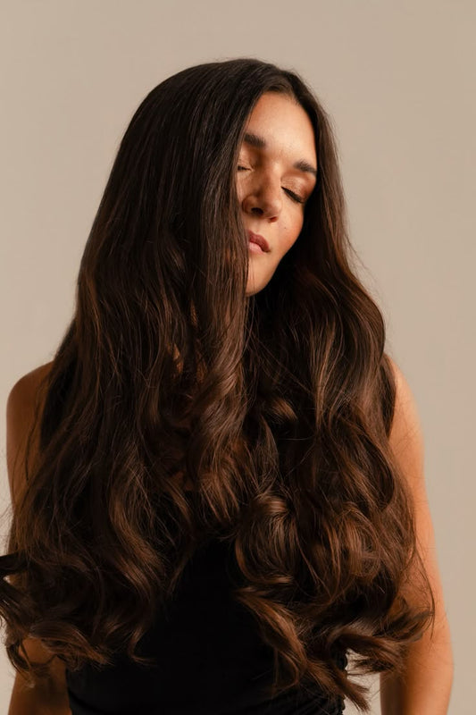 Comment Booster la Pousse de Vos Cheveux Naturellement ? Découvrez le Sérum Star d’Olenya
